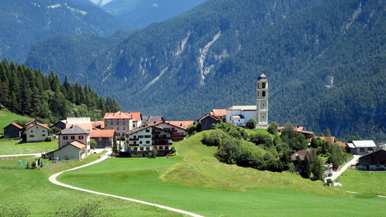 The logic of media coverage: the case of Brienz